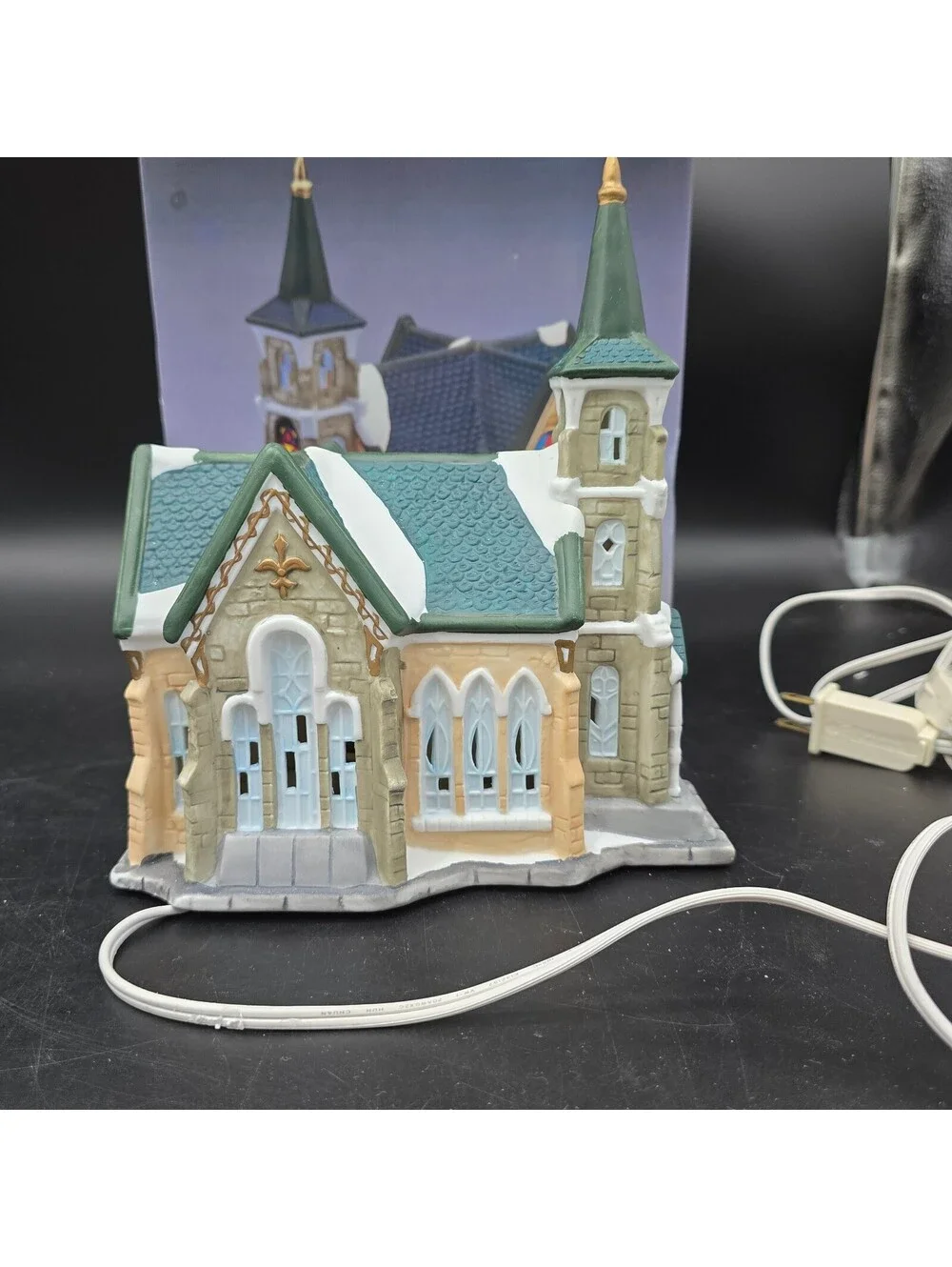 Vintage Galleria Inc Lighted Porcelain Church Christmas Village With Box 8.25